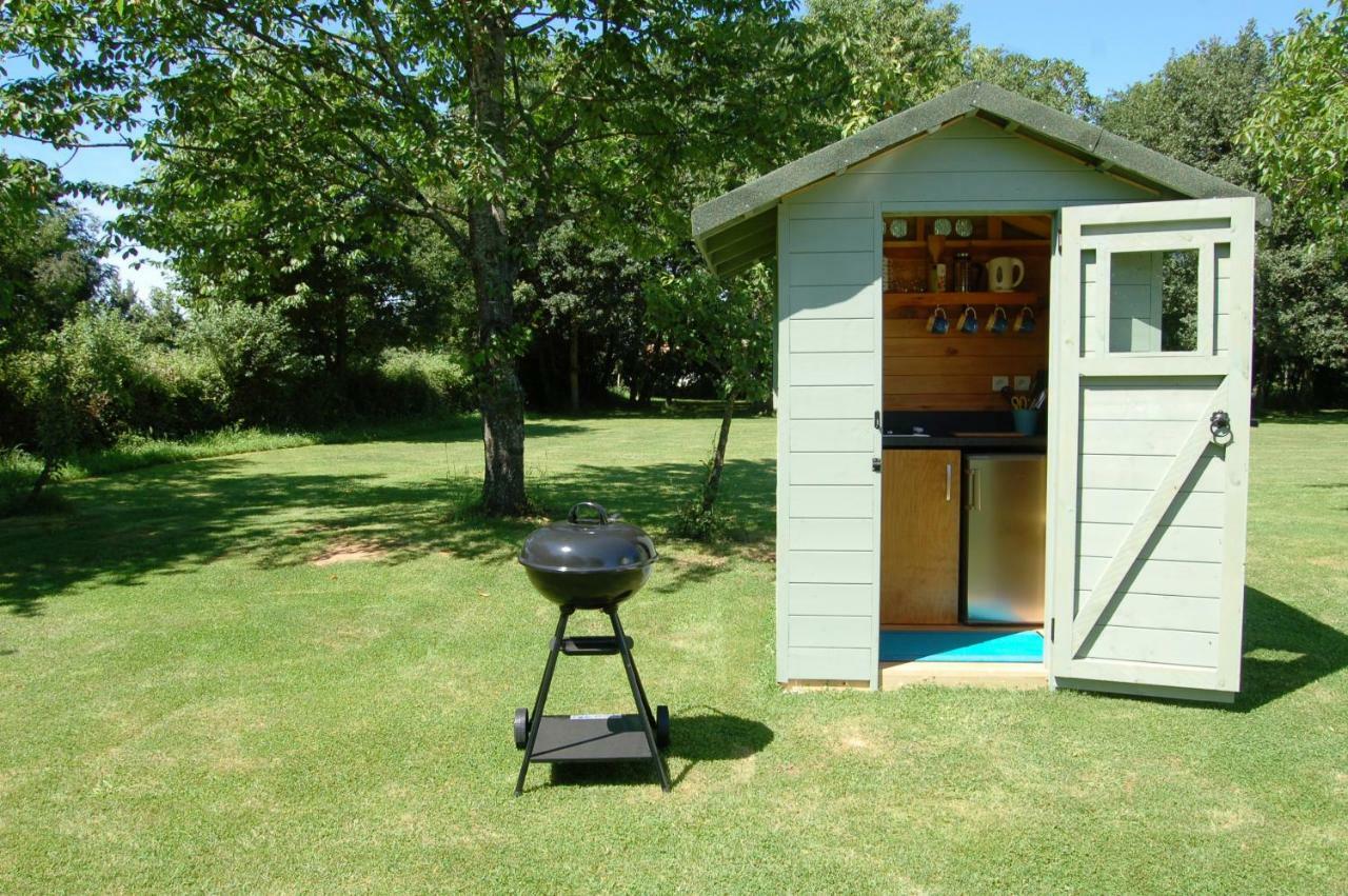 Camping La Foret De Tesse エクステリア 写真